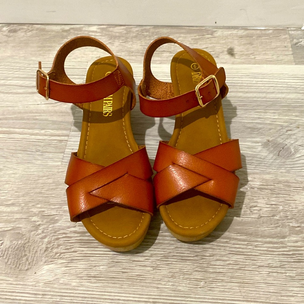 Women’s sandals